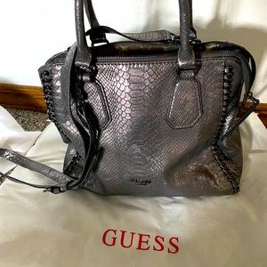 Gun Metal Gray Guess Shoulder bag!